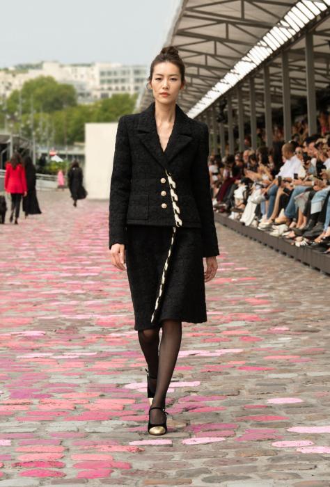 CHANEL Haute Couture Fall Winter 2023 2024 FHCM