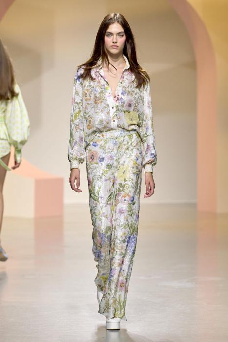 LEONARD PARIS - Womenswear Spring-Summer 2024 | FHCM