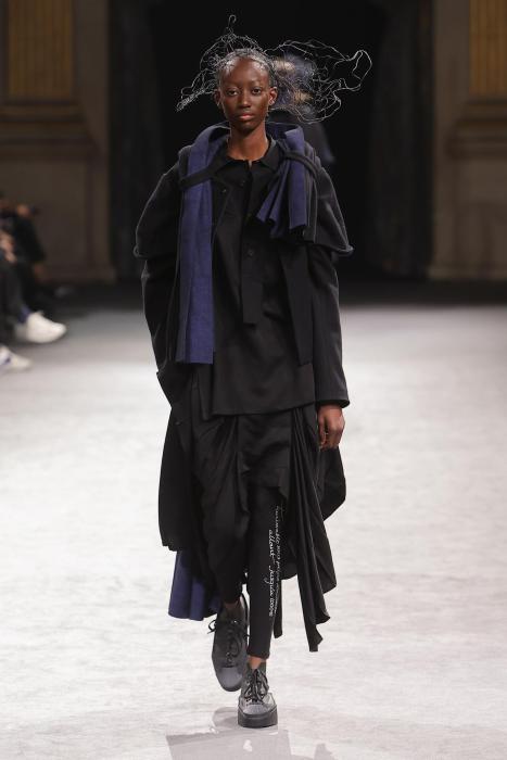 YOHJI YAMAMOTO - WOMENSWEAR READY-TO-WEAR FALL-WINTER 2023-2024 | FHCM