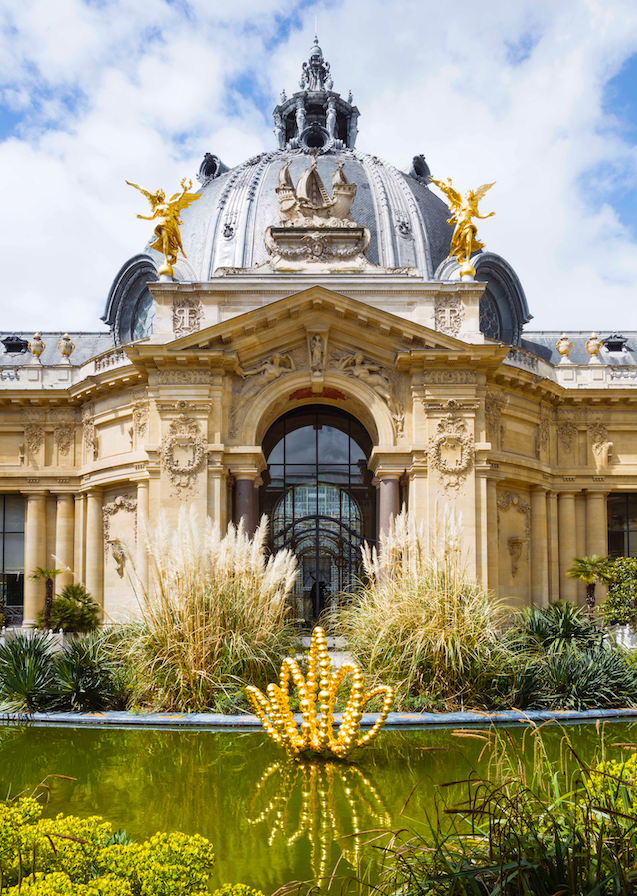 Jean-Michel Othoniel, Gold Lotus, 2019. Photo Claire Dorn. Courtesy of the Artist &amp; Perrotin © Jean-Michel Othoniel Adagp, Paris, 2021